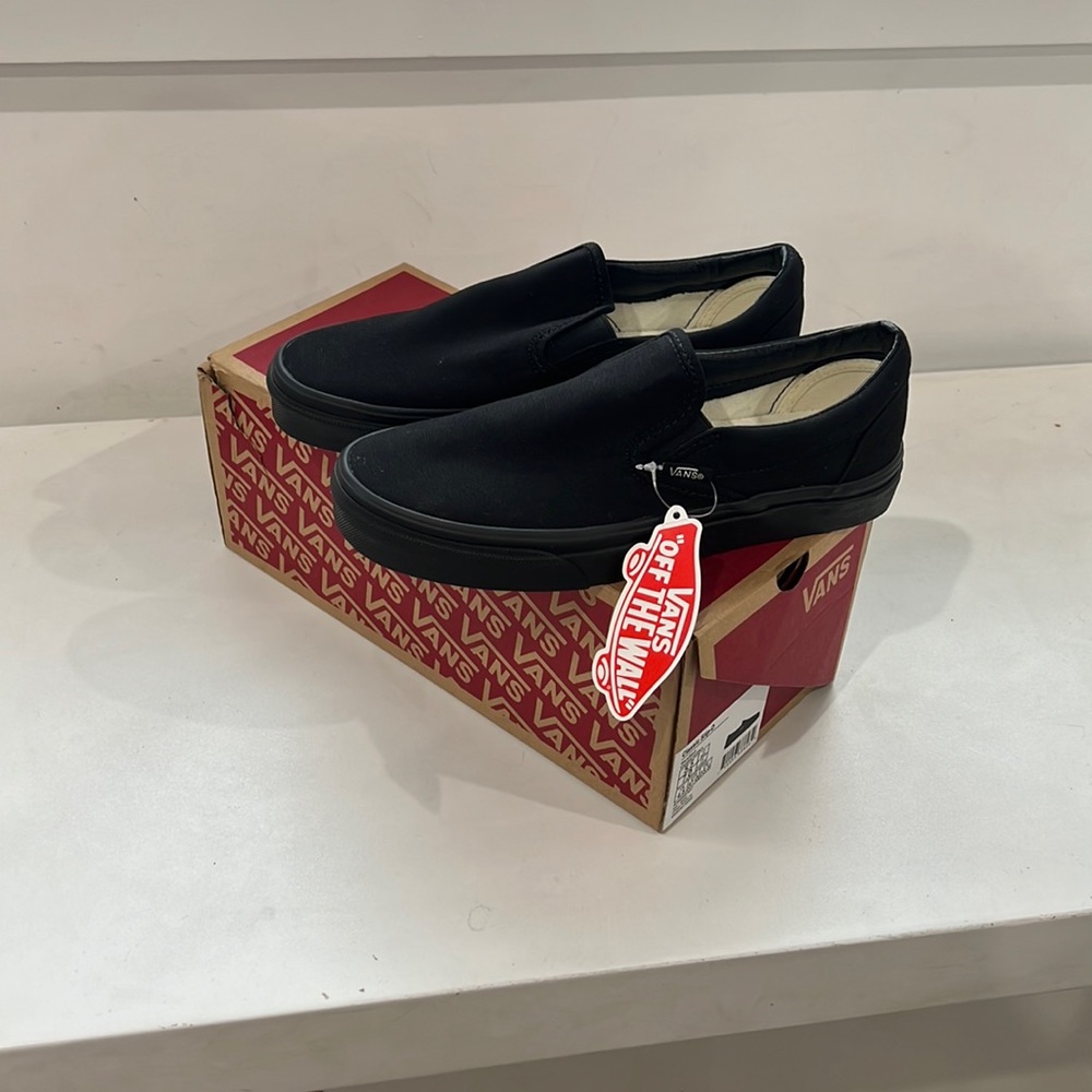 Vans Black Class Slip on size 5.5